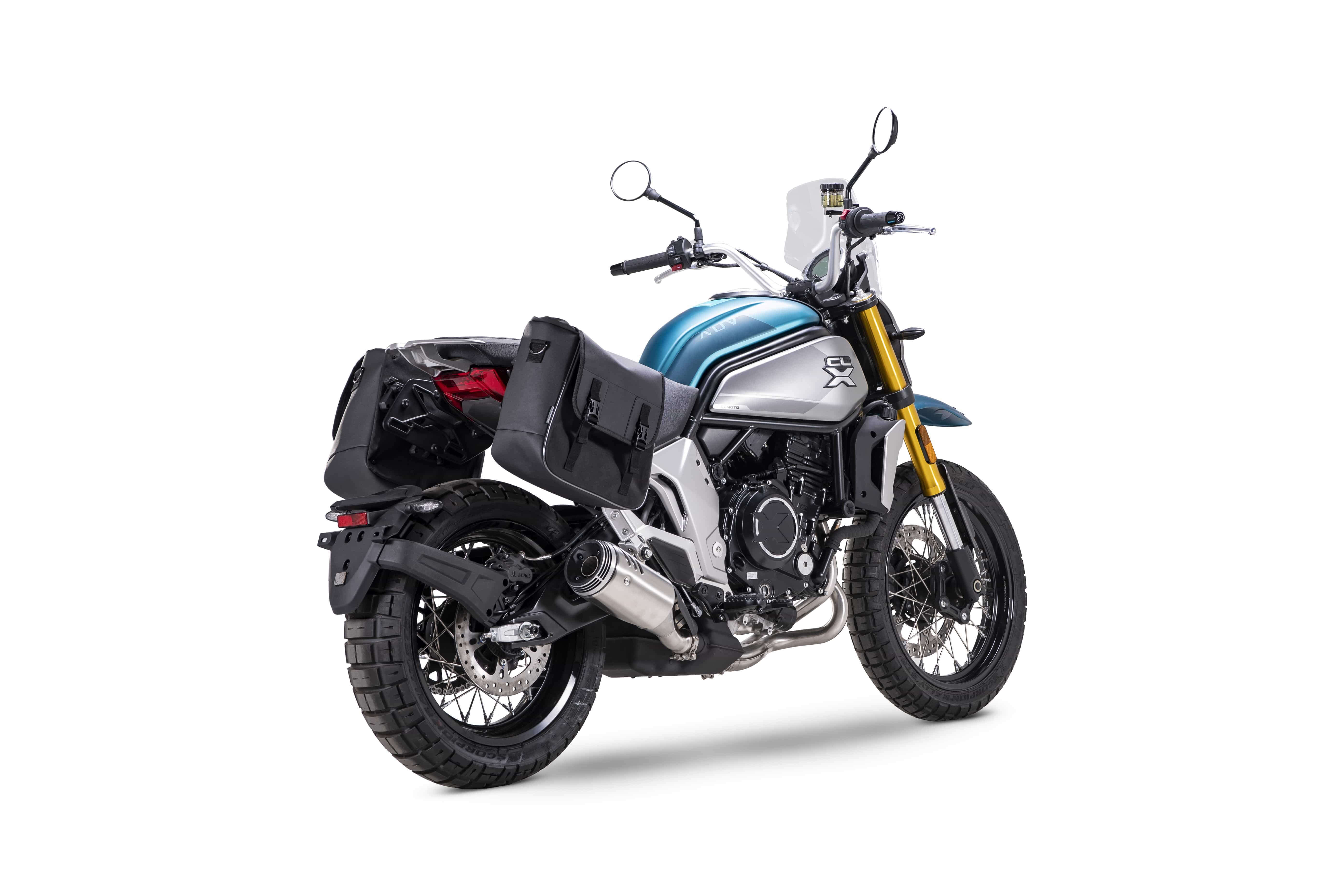 CFMoto 700CL-X Adventure: foto