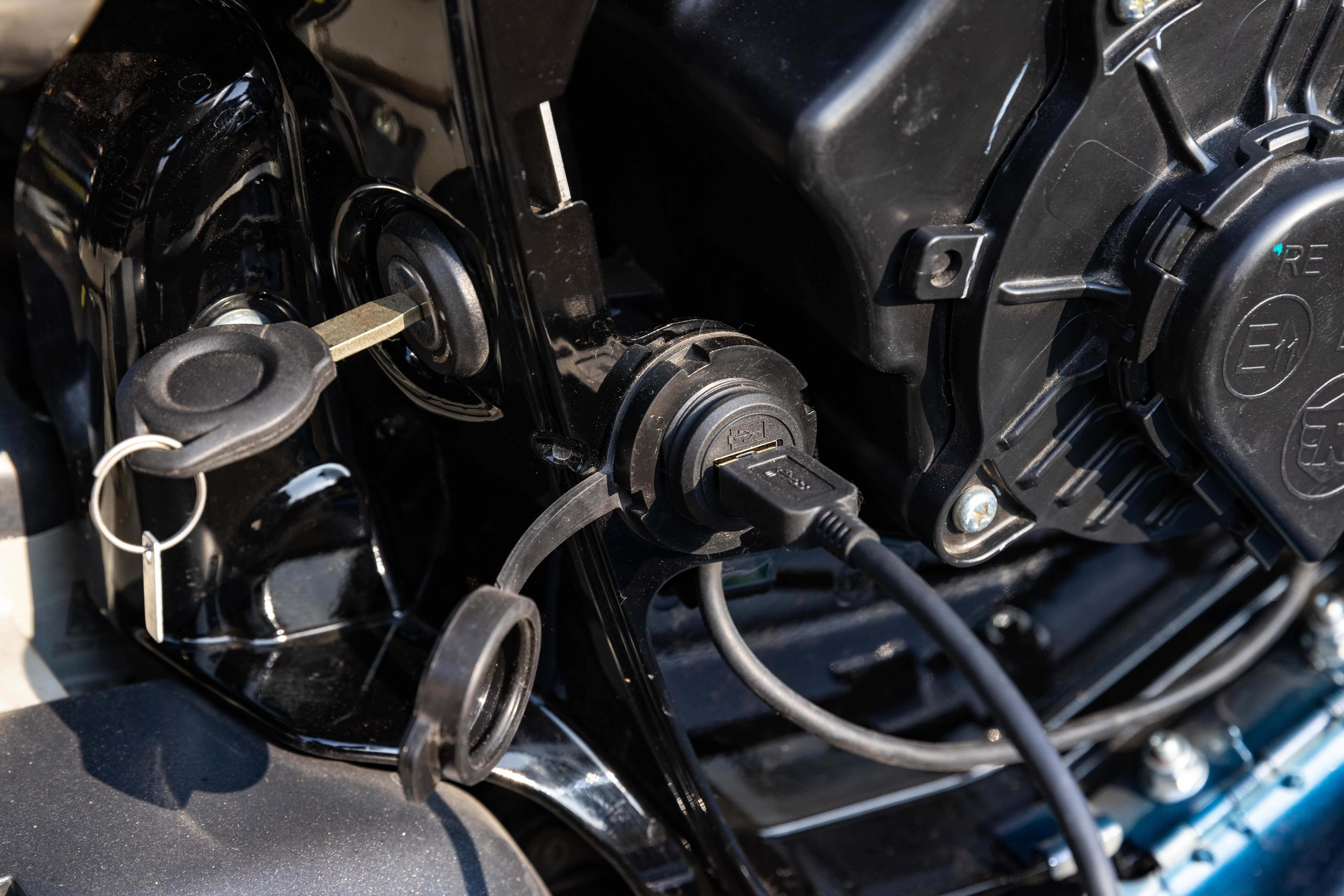 Royal Enfield Super Meteor 650: foto