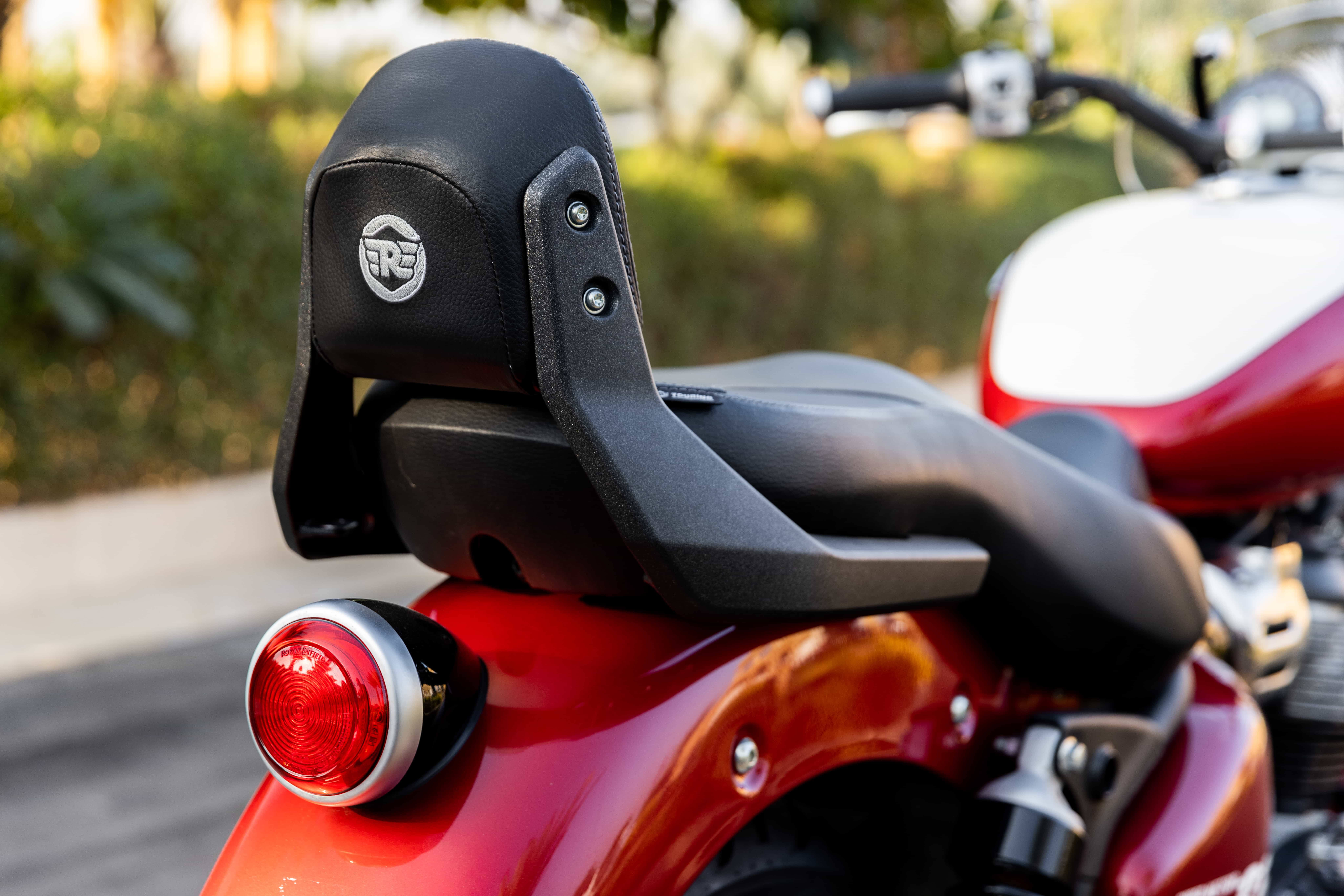 Royal Enfield Super Meteor 650: foto