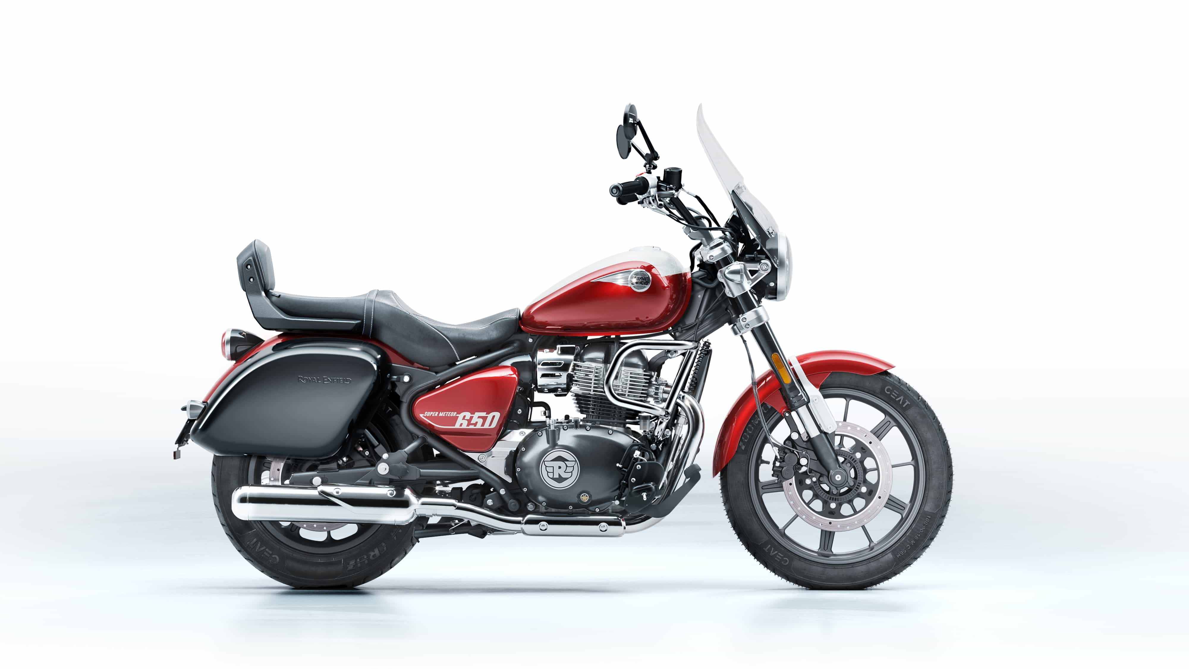 Royal Enfield Super Meteor 650: foto