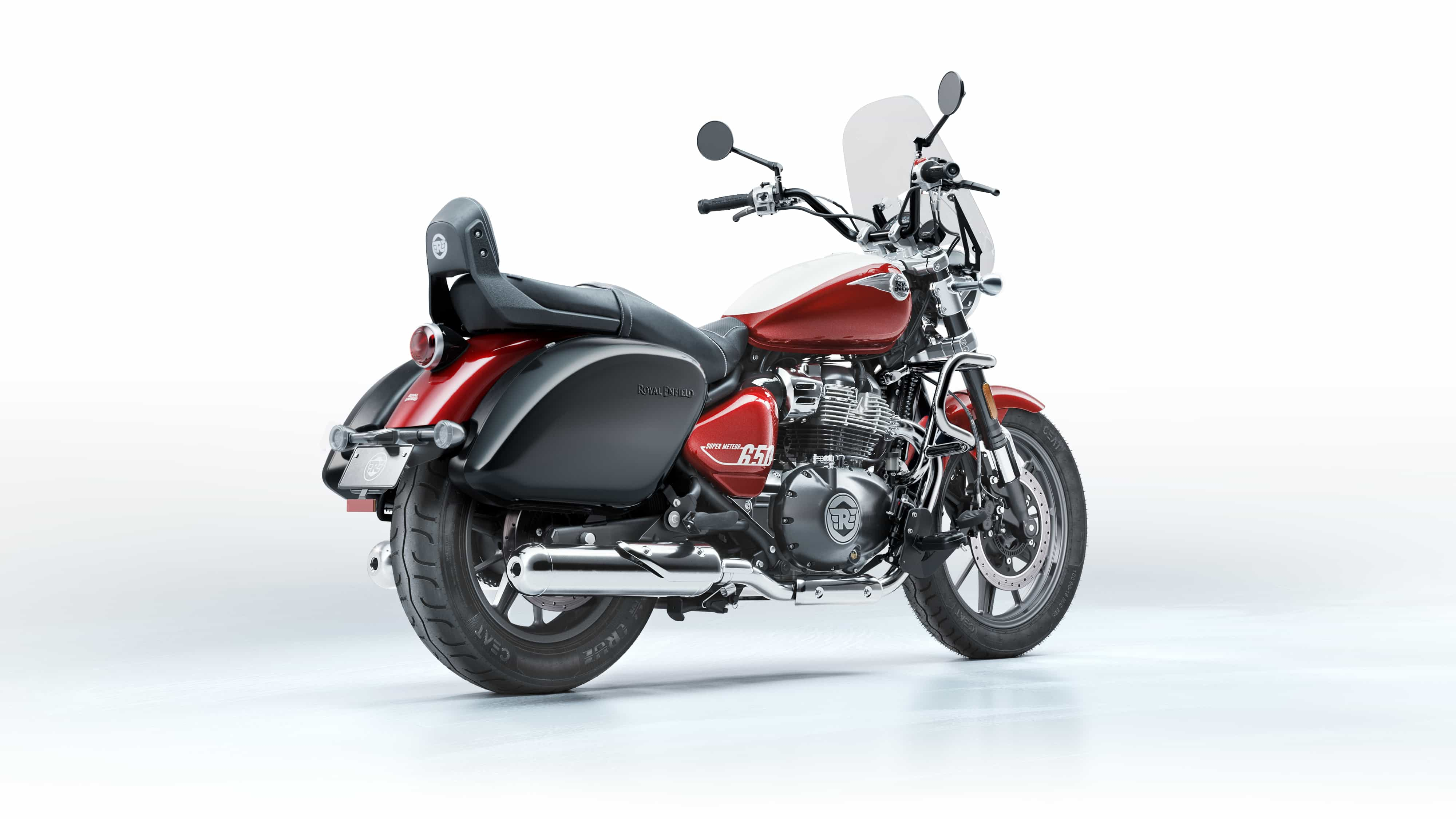 Royal Enfield Super Meteor 650: foto