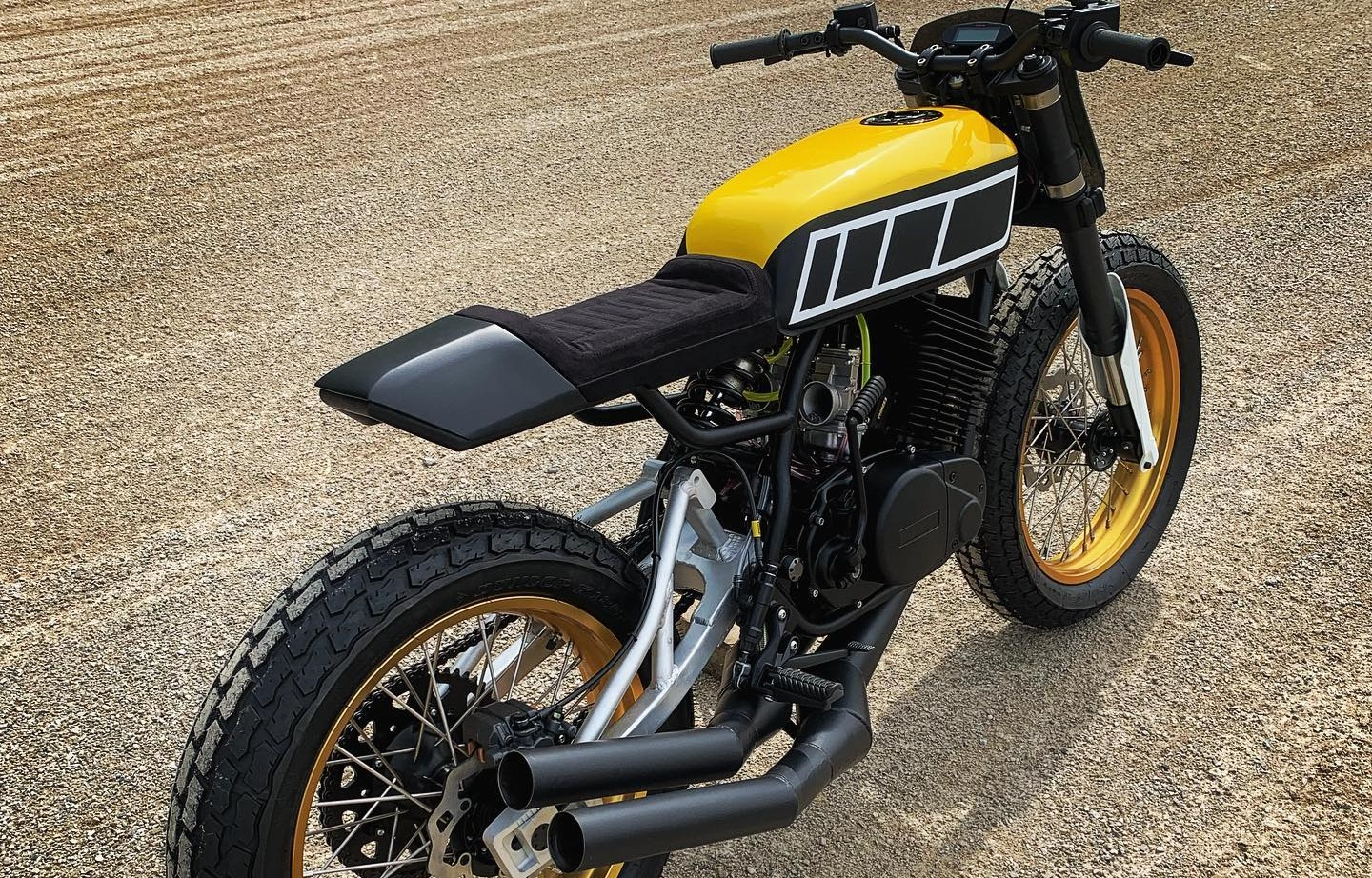 Yamaha RD400 '427 Street Tracker' by Smyth Innovations