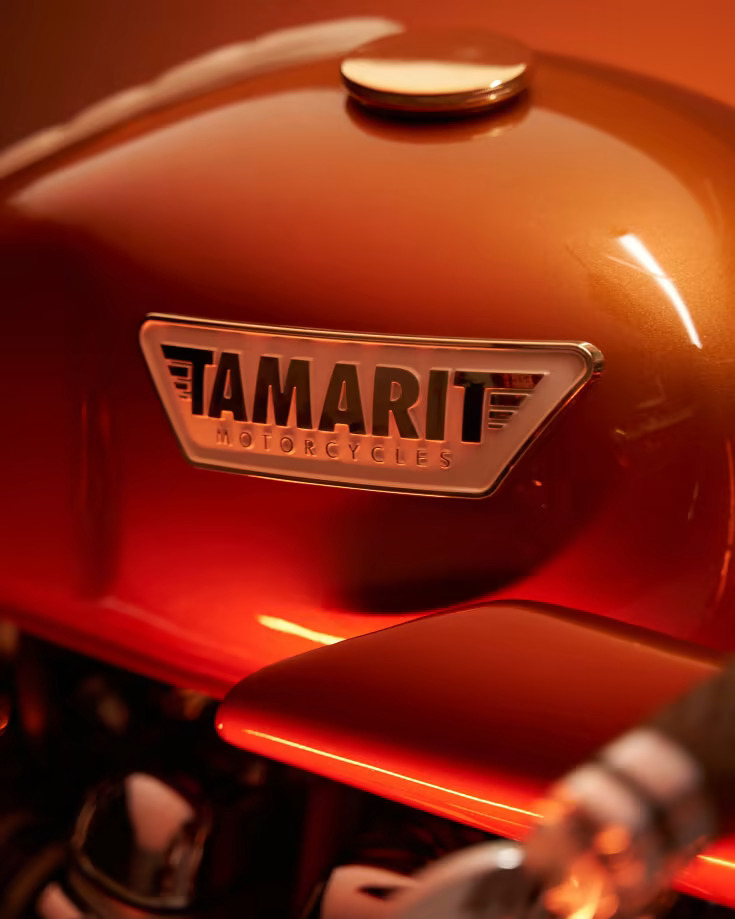 Triumph Thruxton 900 "Helios" by Tamarit