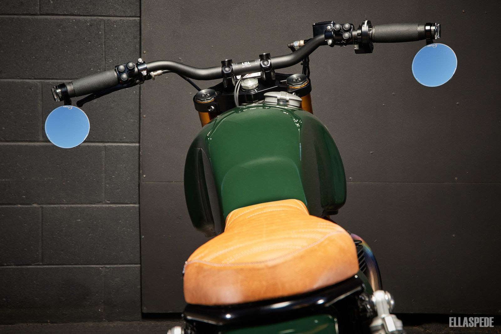 Triumph Thruxton R 