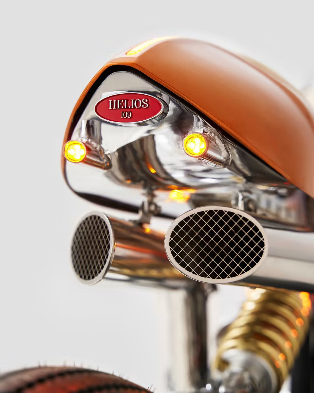 Triumph Thruxton 900 "Helios" by Tamarit