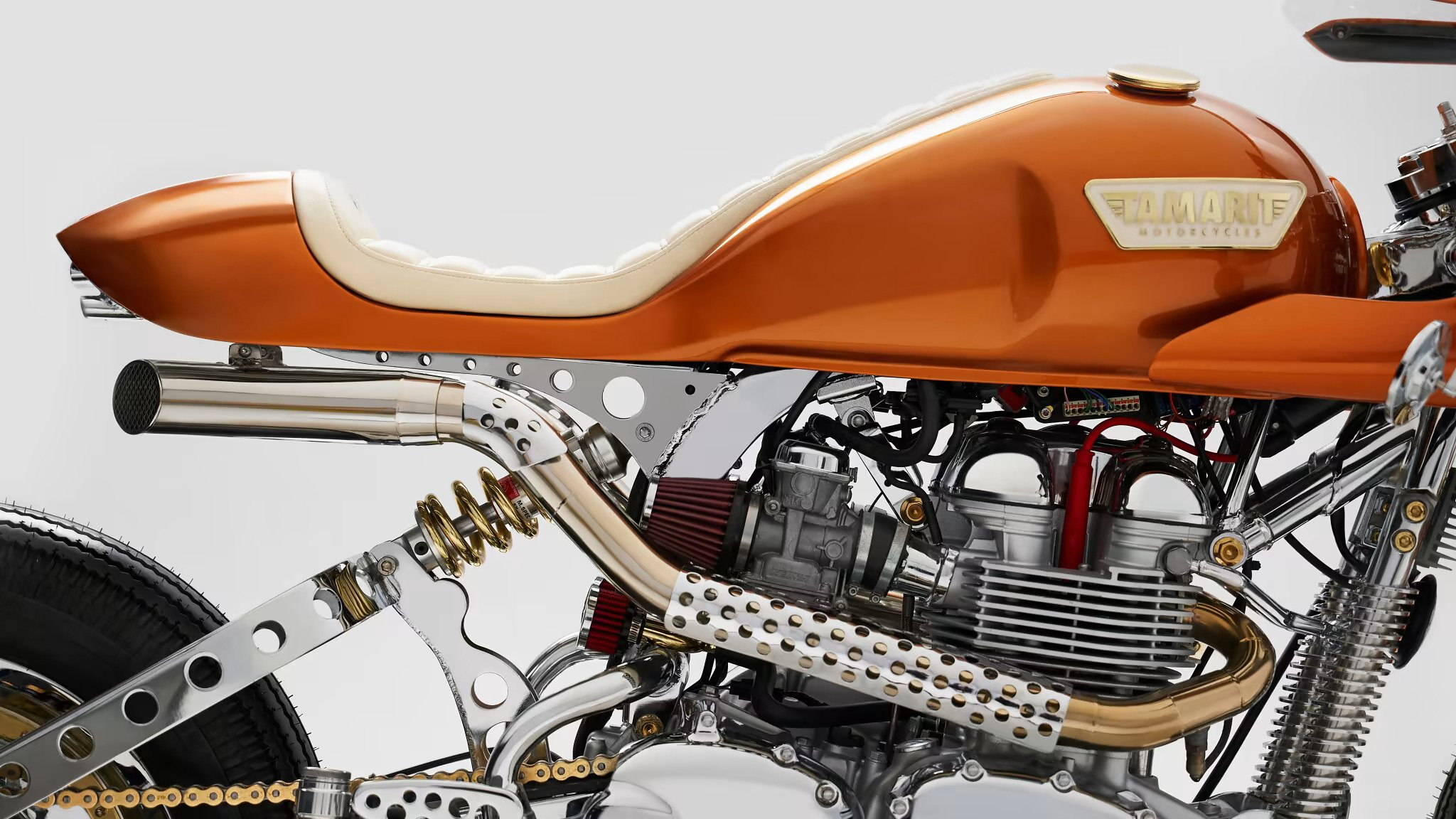 Triumph Thruxton 900 "Helios" by Tamarit