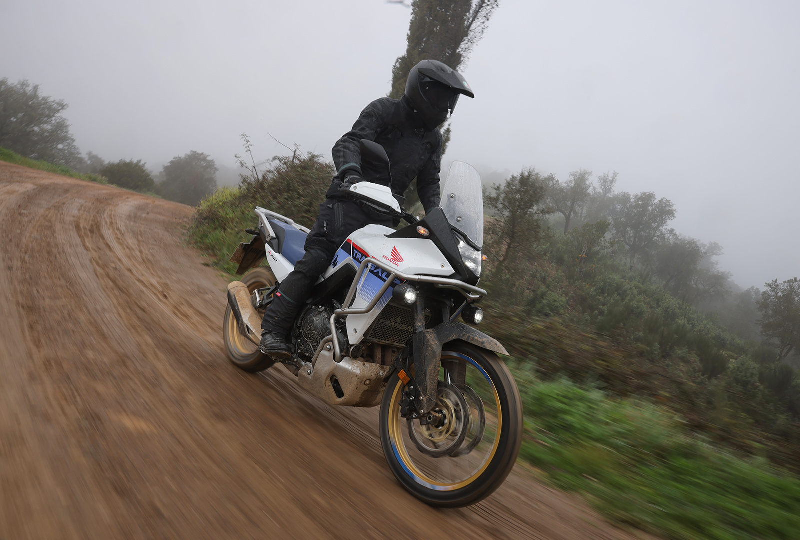 Honda XL750 Transalp, le foto della prova