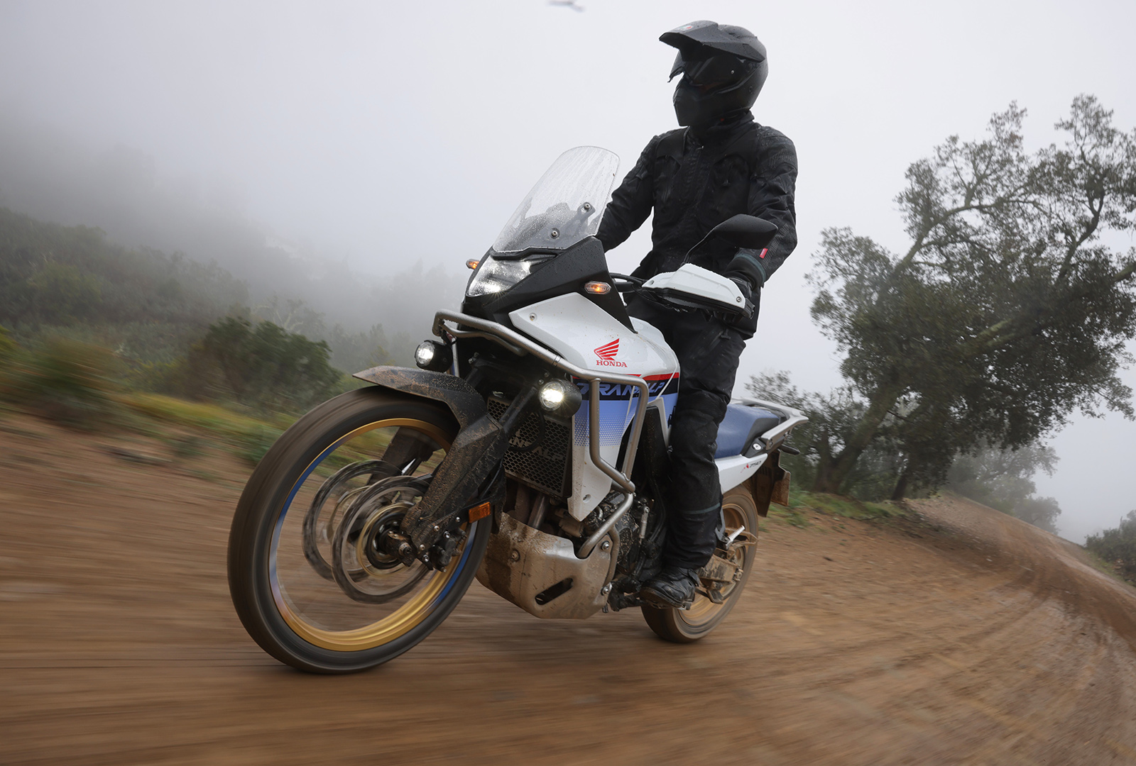 Honda XL750 Transalp, le foto della prova