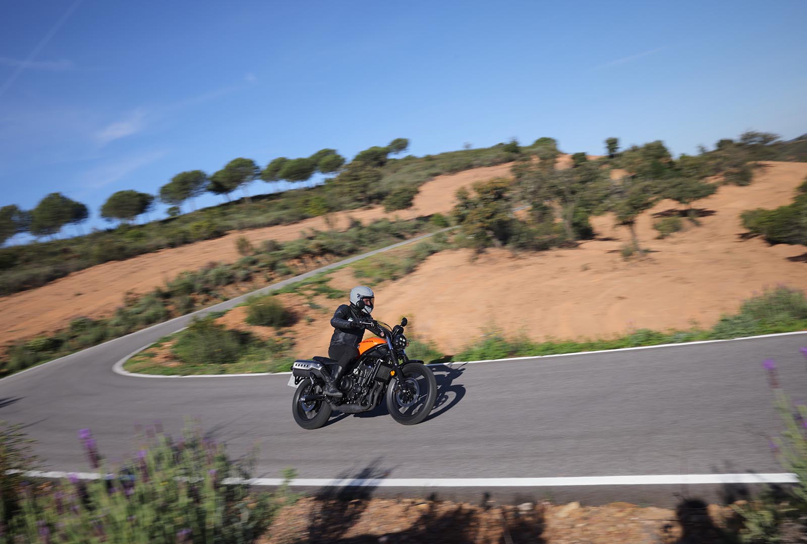 Honda CL500, le foto della prova