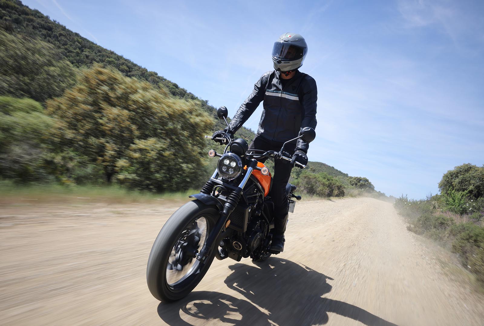 Honda CL500, le foto della prova