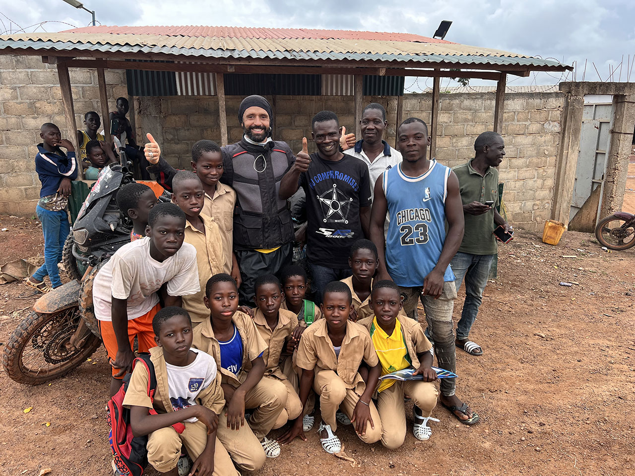 Fabryrock, da Capo Nord a Cape Town con l'Africa Twin: le foto