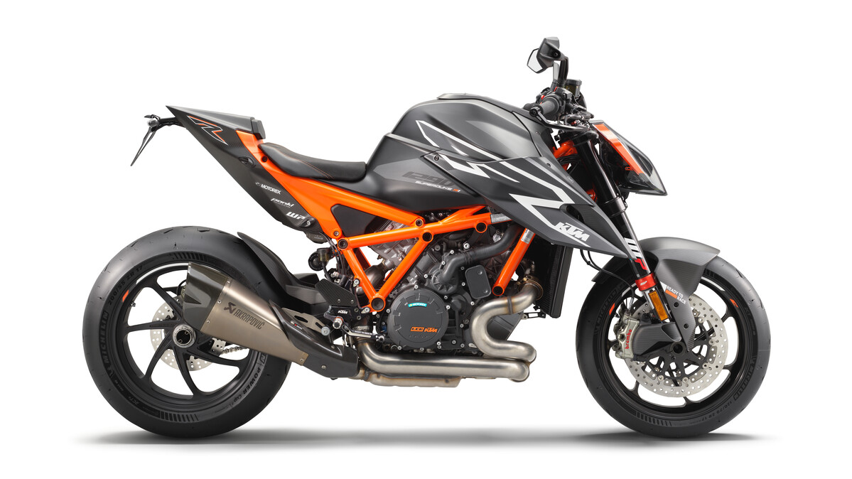 KTM 1290 Super Duke RR 2023: foto