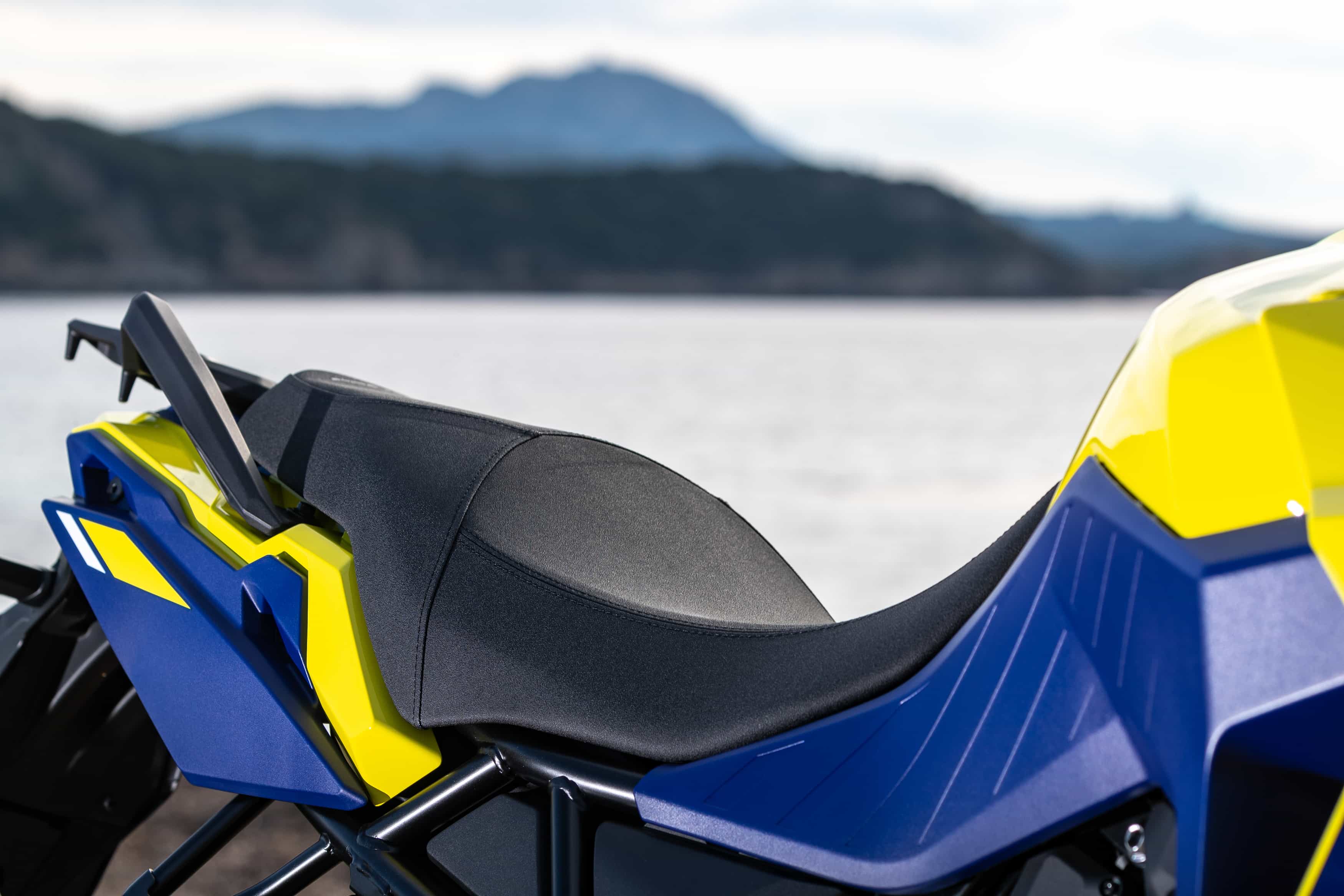 Suzuki V-Strom 800DE: foto