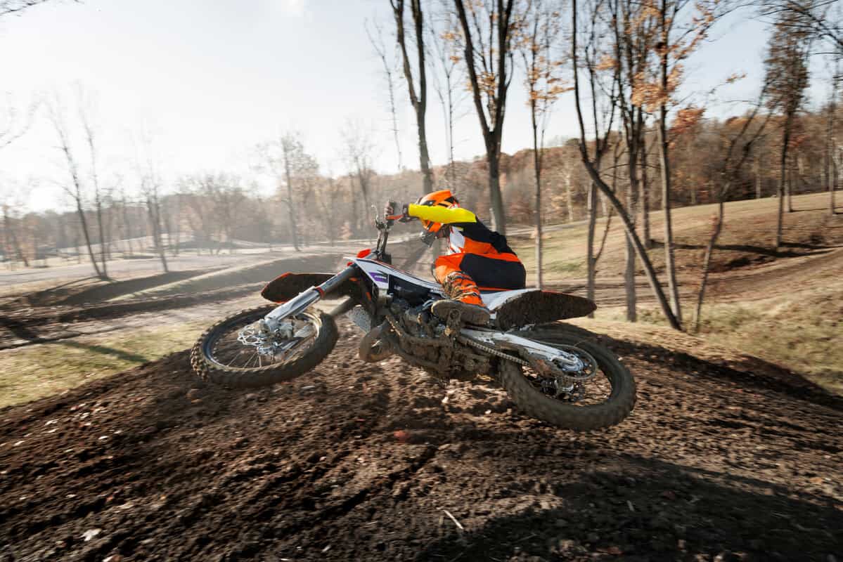 KTM nuova gamma Motocross 2024: foto