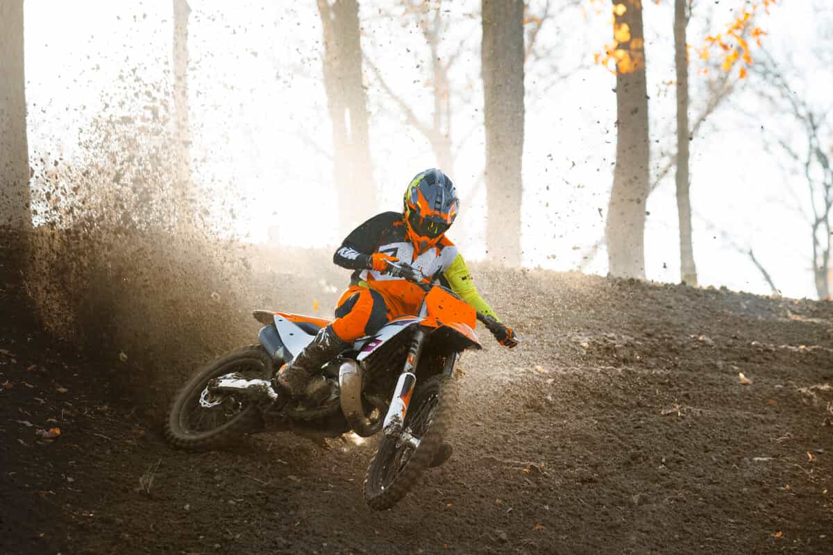 KTM nuova gamma Motocross 2024: foto
