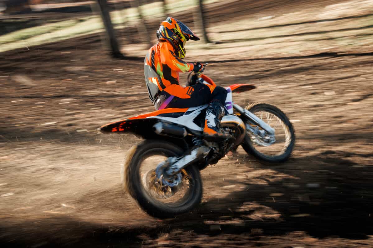 KTM nuova gamma Motocross 2024: foto