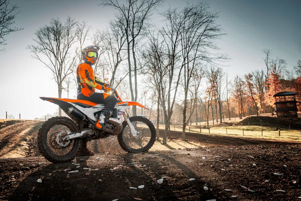 KTM nuova gamma Motocross 2024: foto