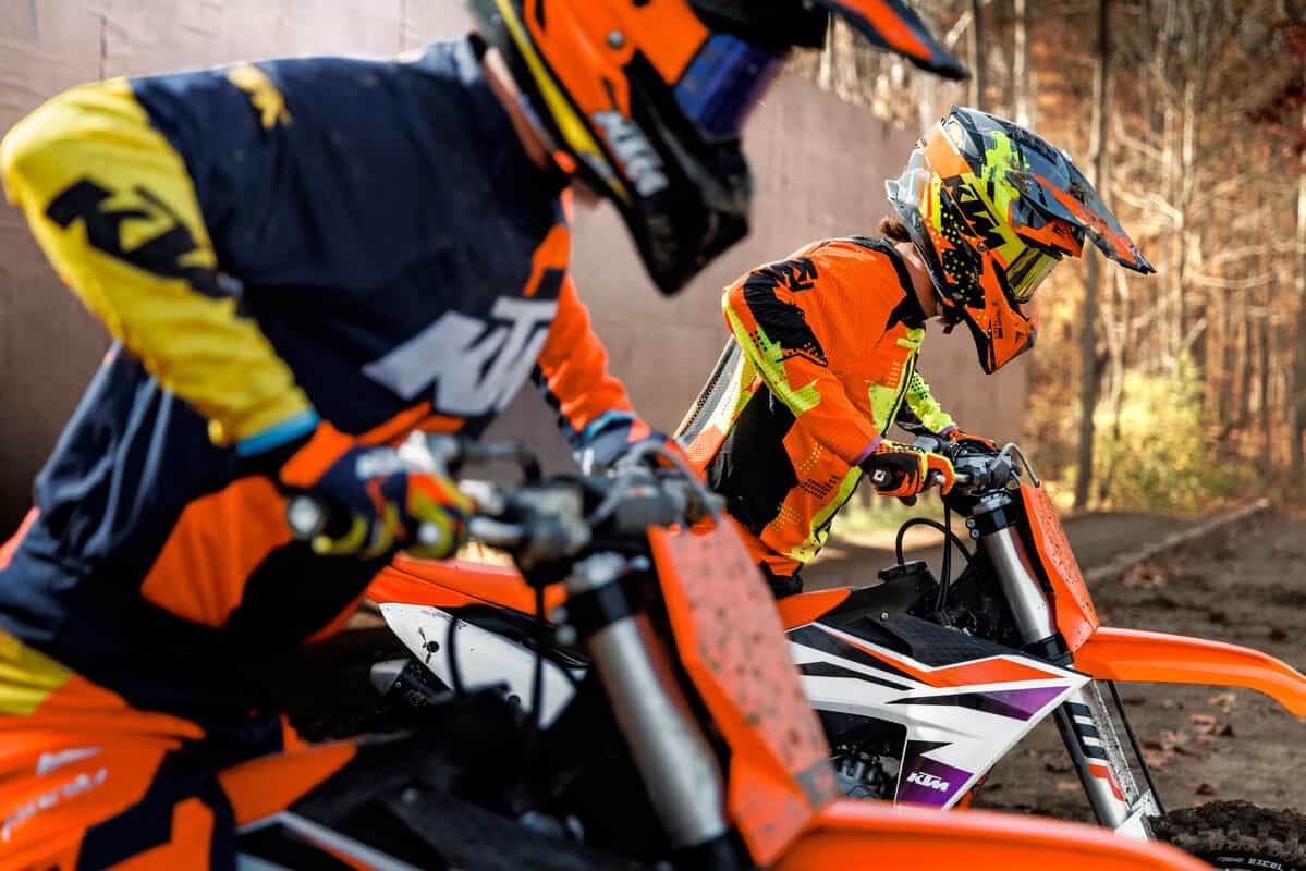 KTM nuova gamma Motocross 2024: foto
