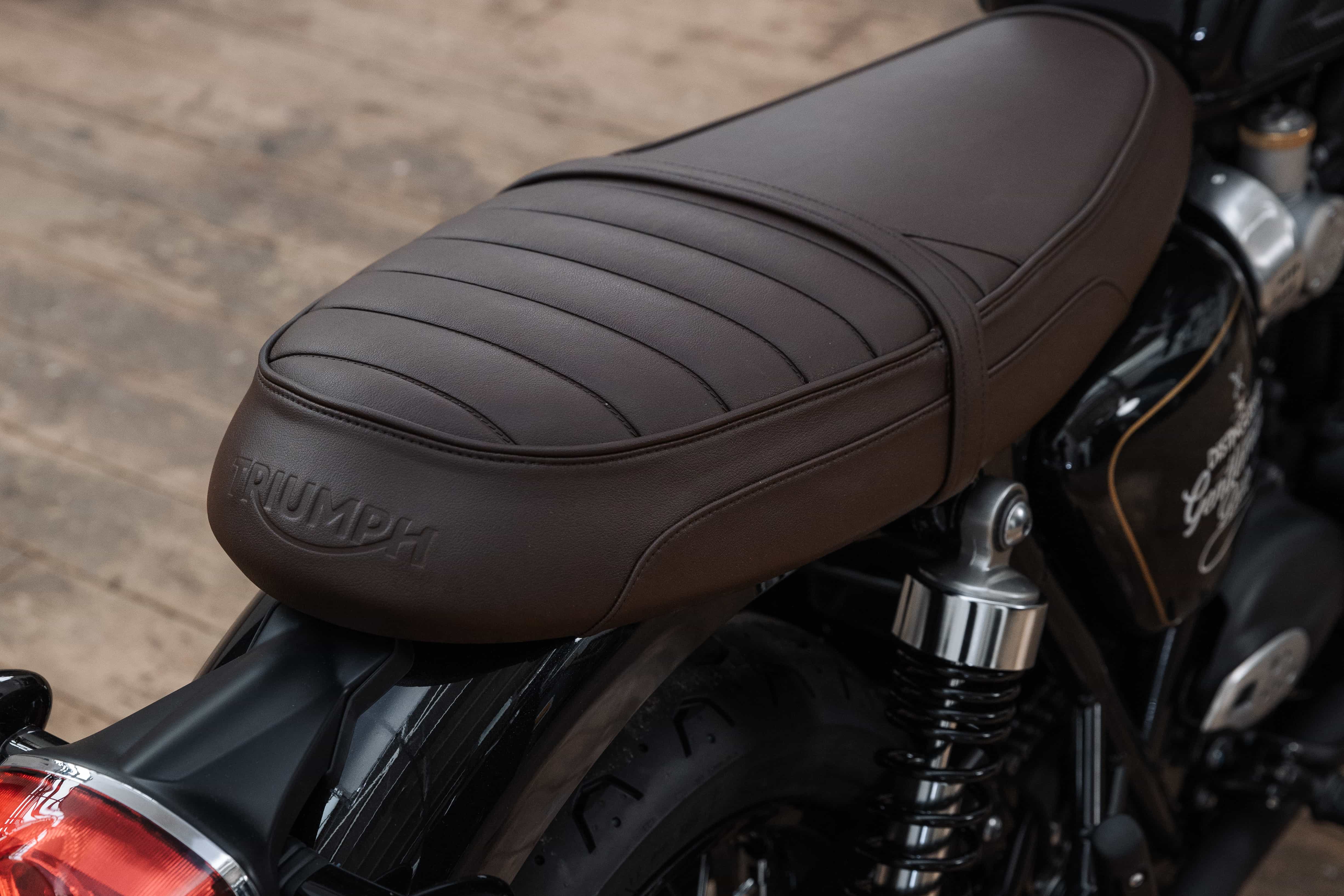 Triumph Bonneville T120 Black DGR Limited Edition: foto