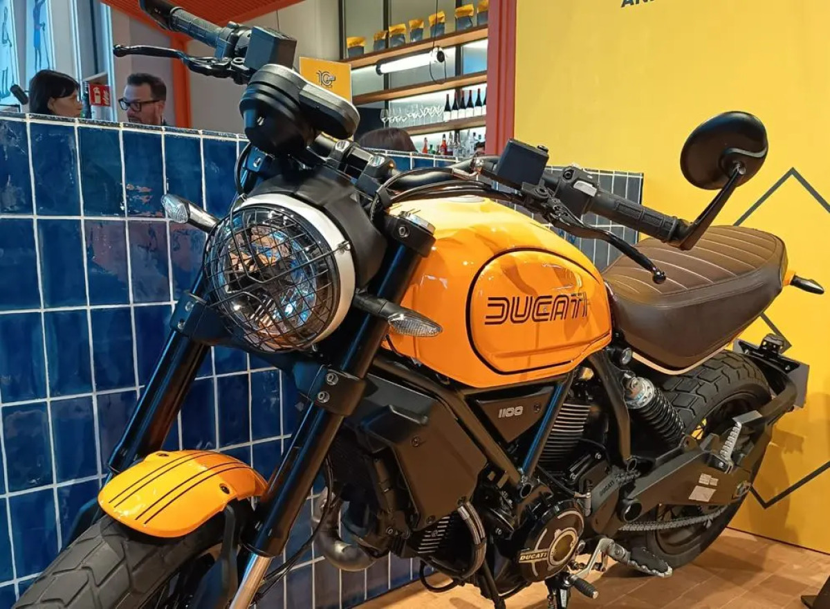 Ducati celebra 10 anni della Scrambler a Barcellona con Rizoma